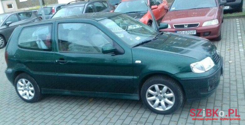 2000' Volkswagen Polo photo #1