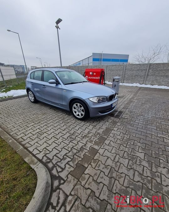 2009' BMW Seria 1 photo #2