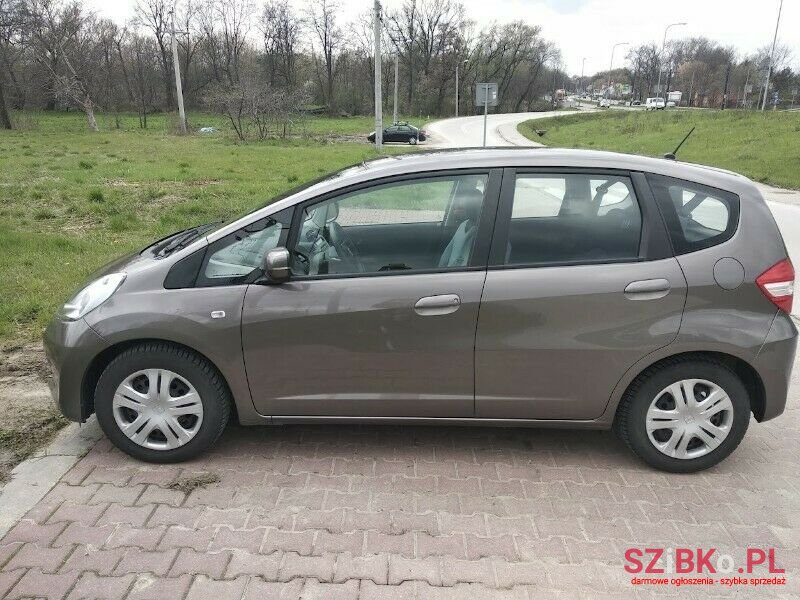 2013' Honda Jazz photo #1