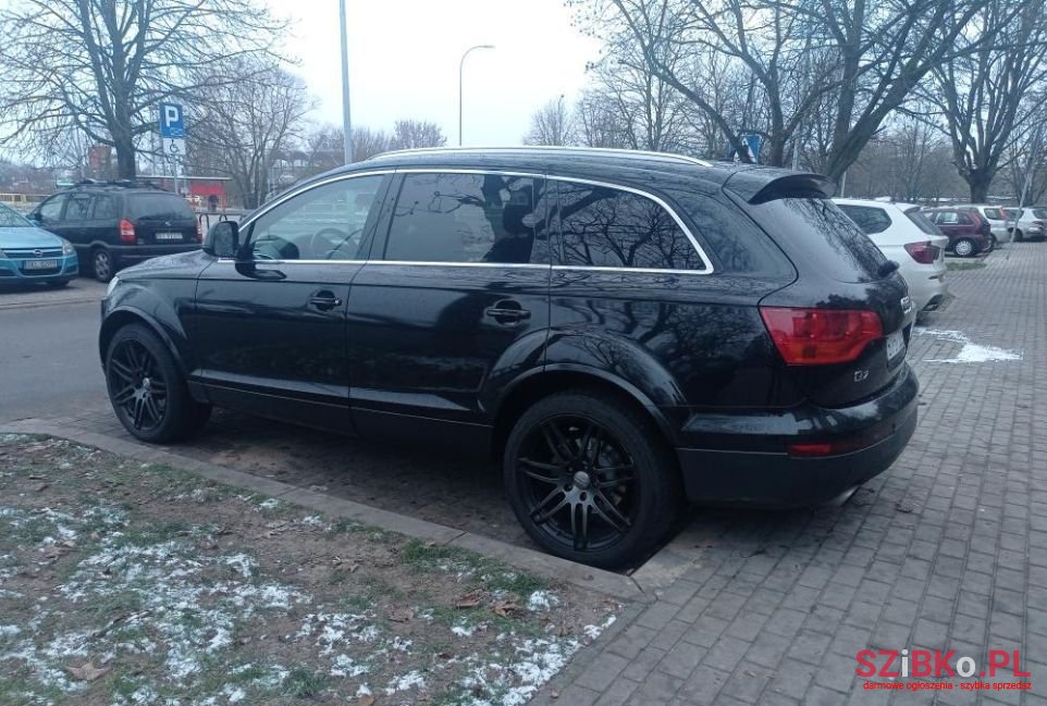 2007' Audi Q7 photo #3