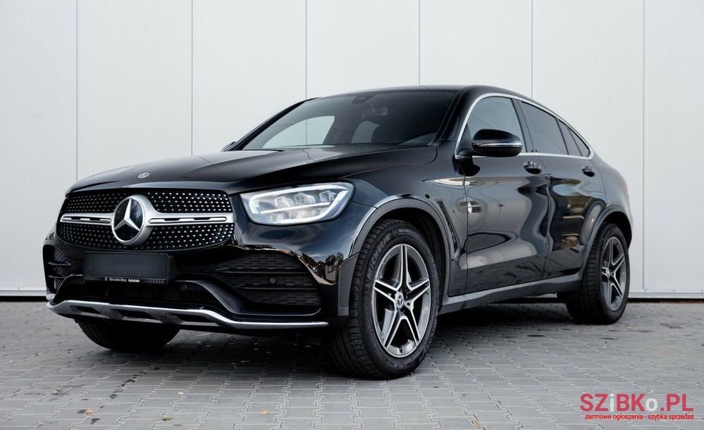2019' Mercedes-Benz GLC photo #1