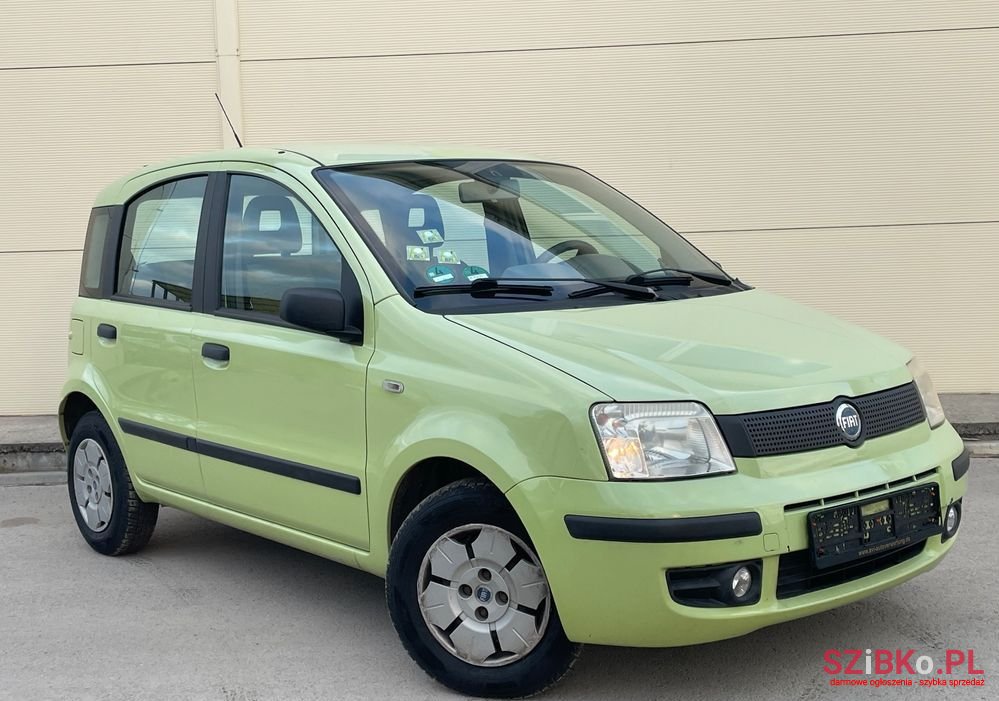 2005' Fiat Panda photo #2