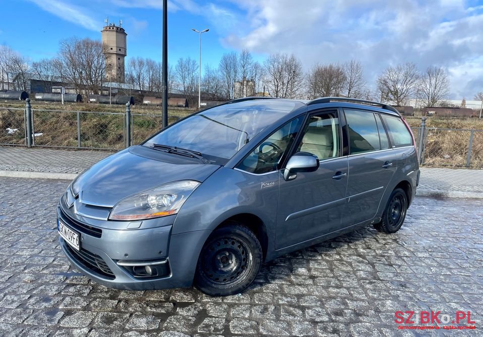 2007' Citroen C4 Grand Picasso photo #2