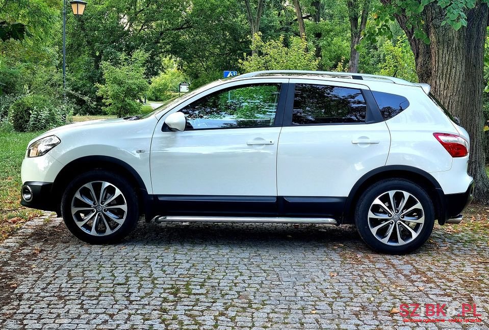 2010' Nissan Qashqai photo #2