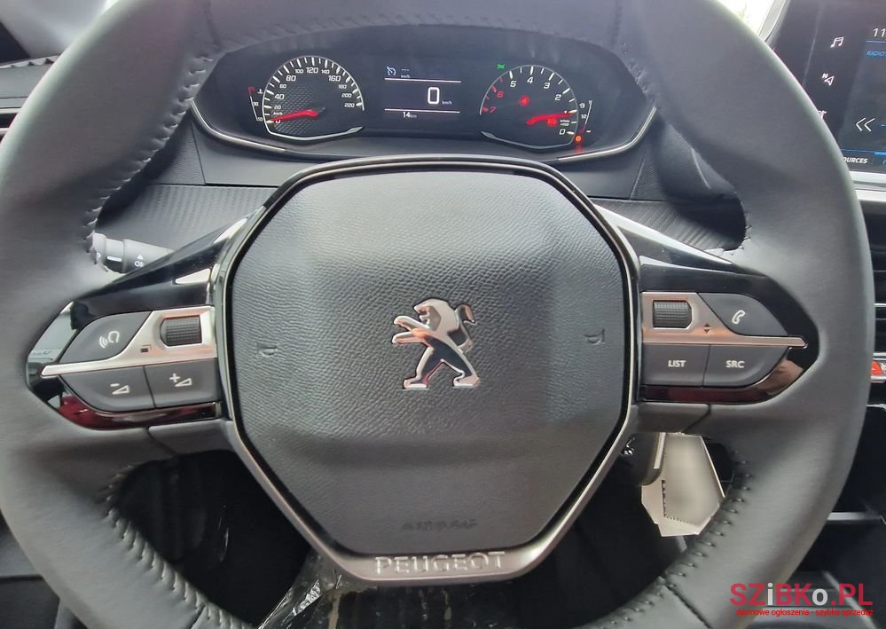 2023' Peugeot 208 photo #6