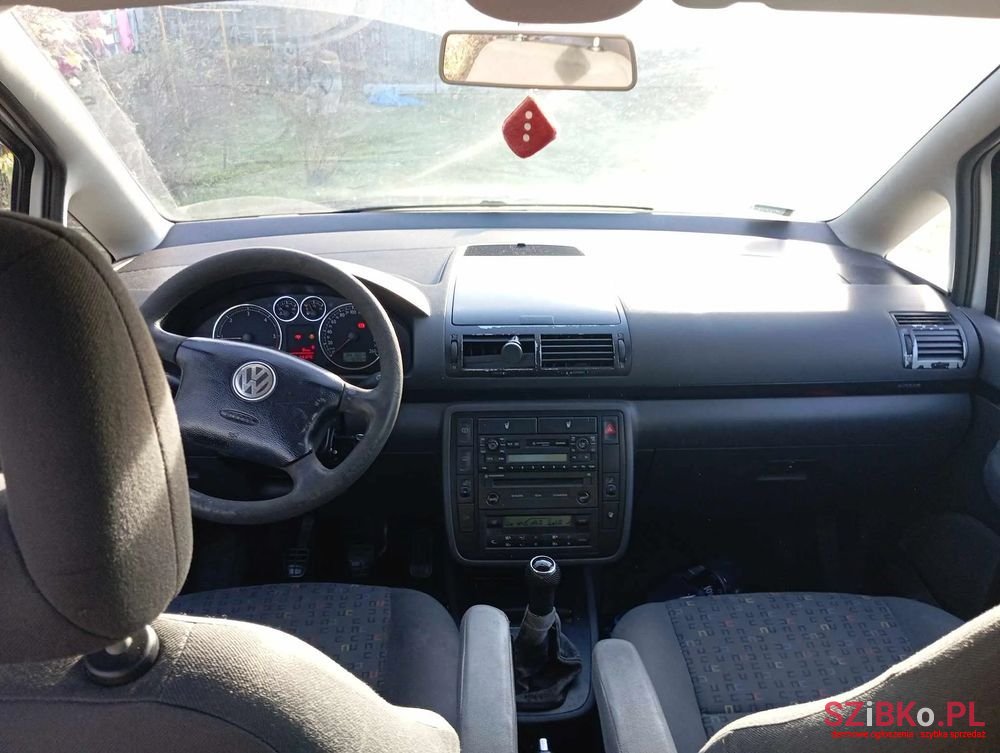2003' Volkswagen Sharan 1.9 Tdi Basis photo #2
