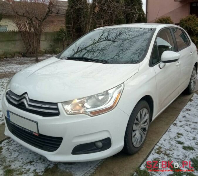 2014' Citroen C4 photo #2