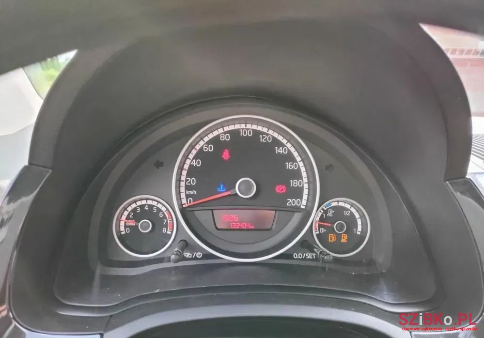 2013' Volkswagen Up! Eco photo #5