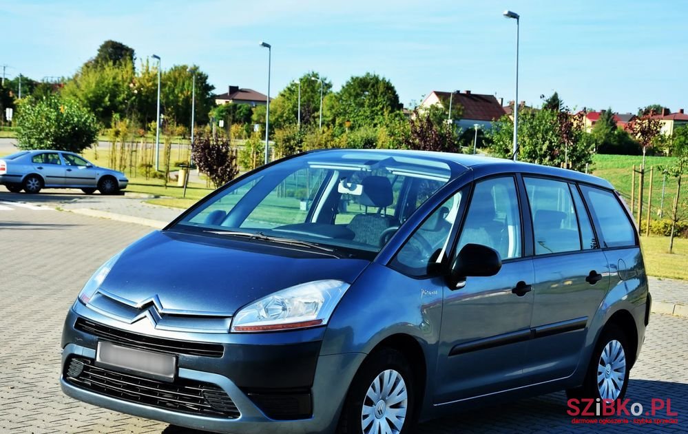 2007' Citroen C4 Grand Picasso photo #4