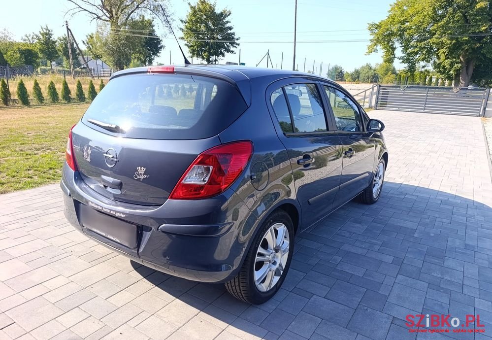 2009' Opel Corsa 1.4 16V Cosmo photo #6