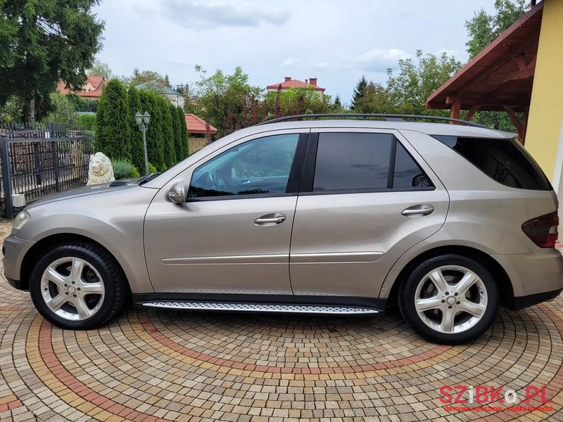 2008' Mercedes-Benz Ml 420 Cdi 4-Matic photo #6