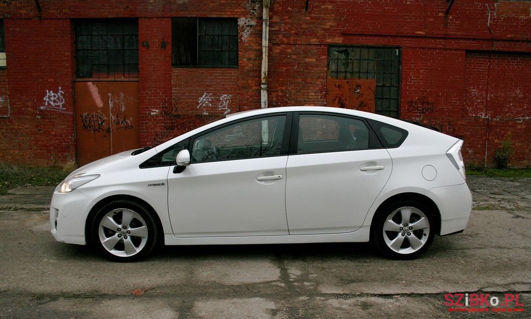 2009' Toyota Prius photo #4