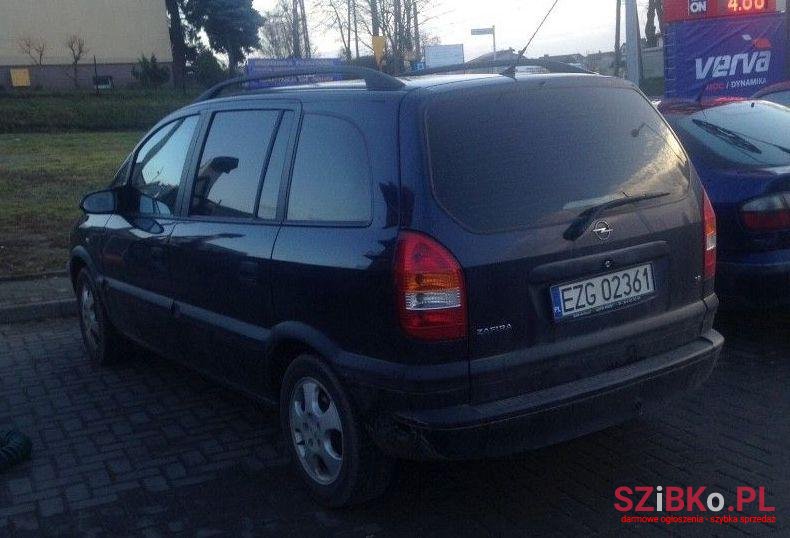 2002' Opel Zafira photo #1