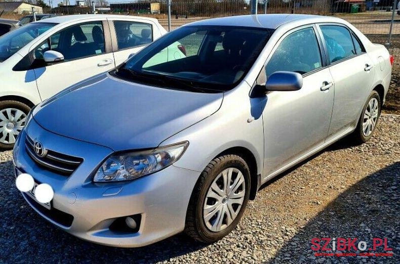 2007' Toyota Corolla photo #1