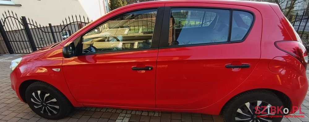 2010' Hyundai i20 1.2 Style photo #6