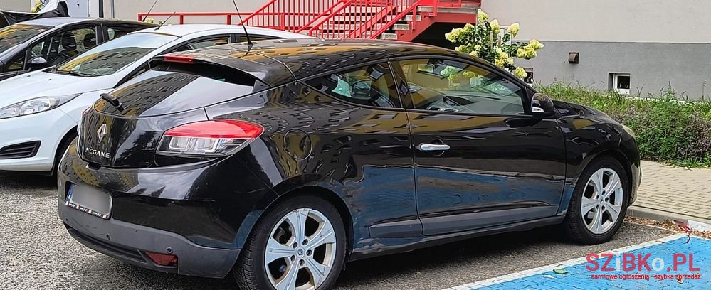 2009' Renault Megane photo #6