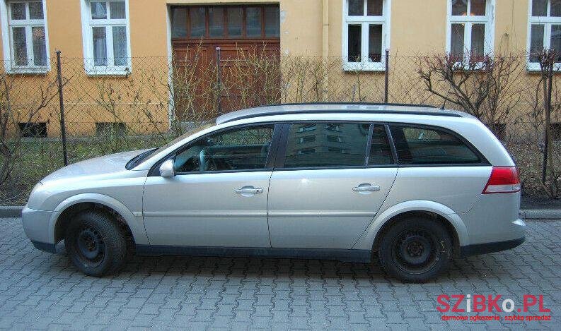 2004' Opel Vectra photo #1