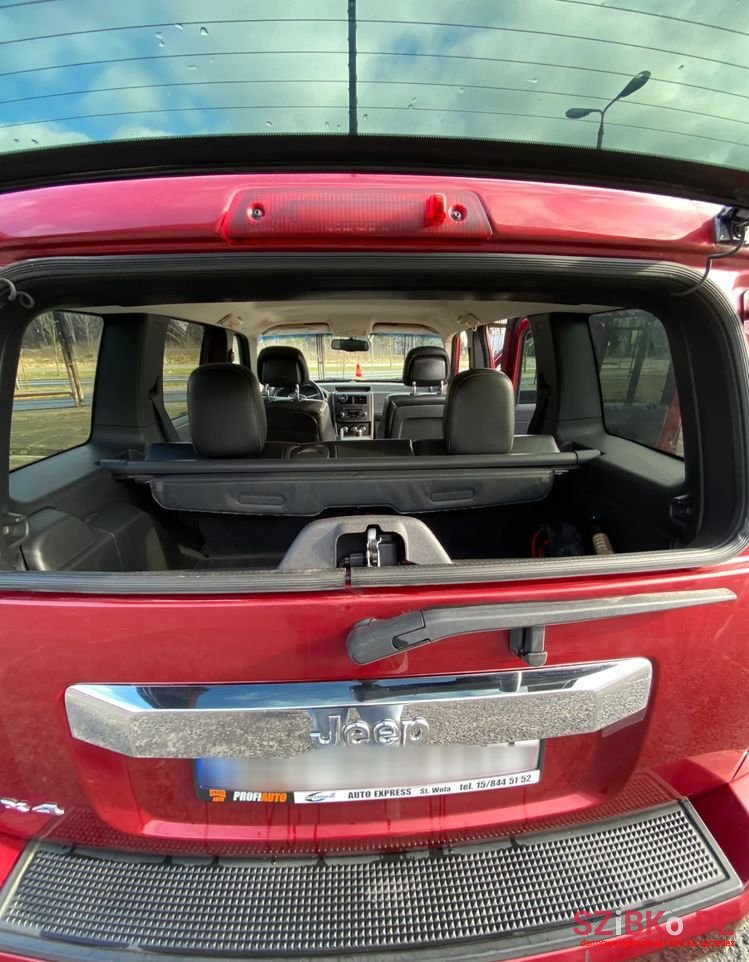 2012' Jeep Liberty photo #5