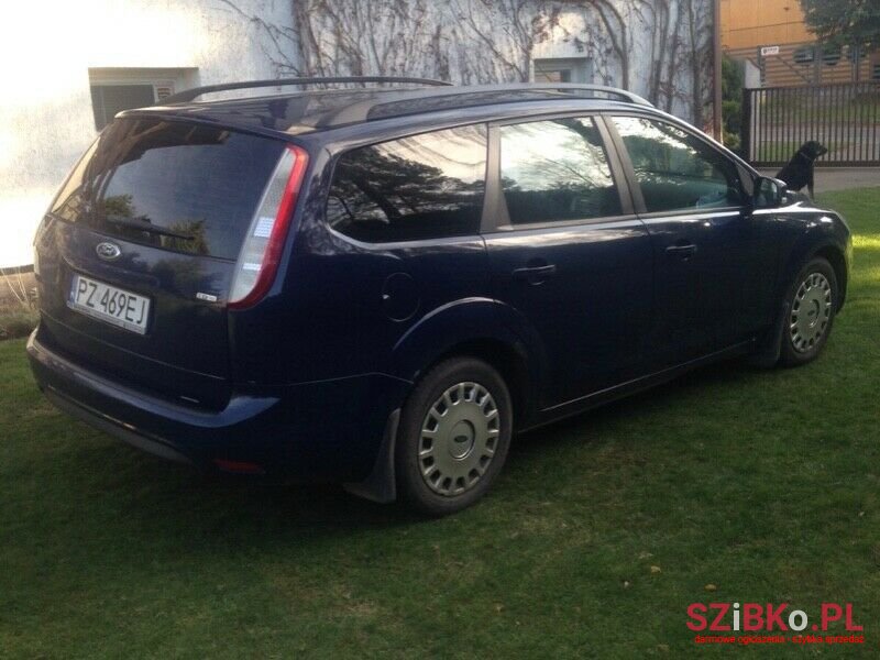 2009' Ford Focus photo #5