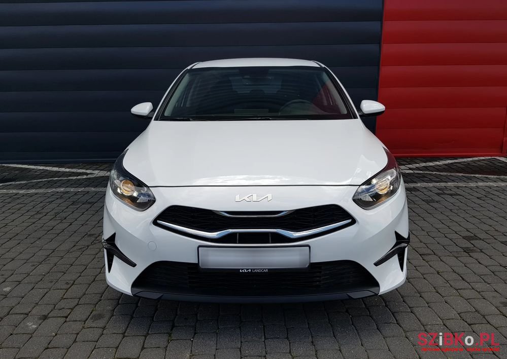 2023' Kia Ceed 1.0 T-Gdi M photo #3