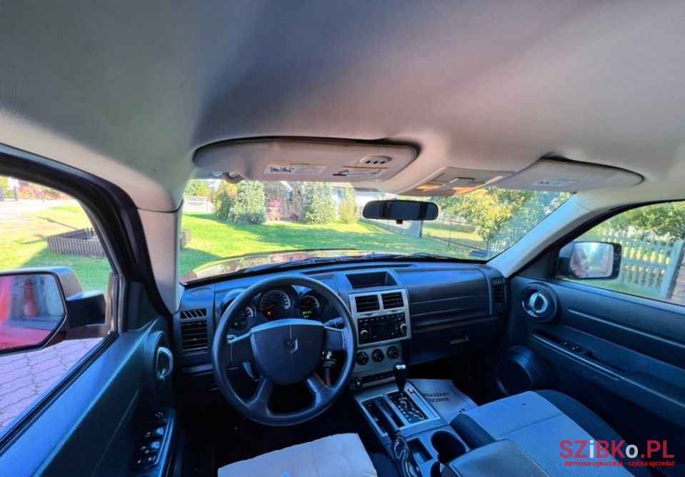 2007' Dodge Nitro photo #6