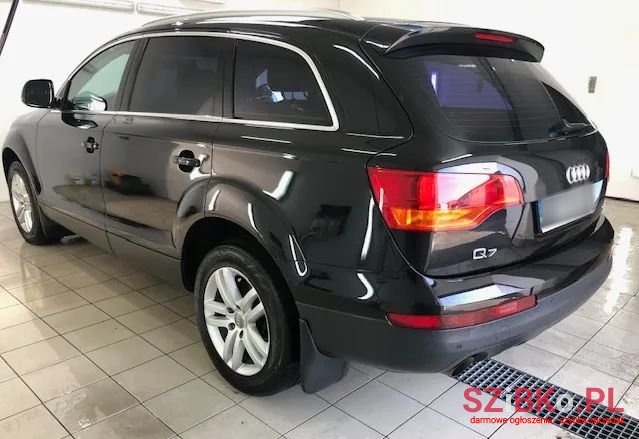 2007' Audi Q7 photo #3