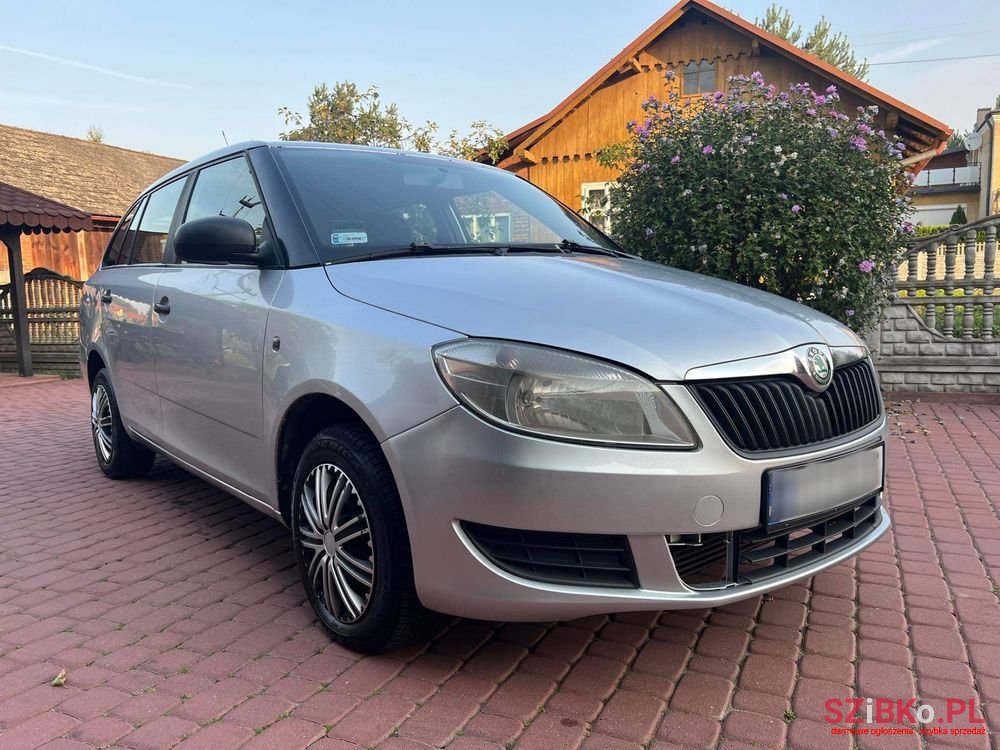 2010' Skoda Fabia photo #1