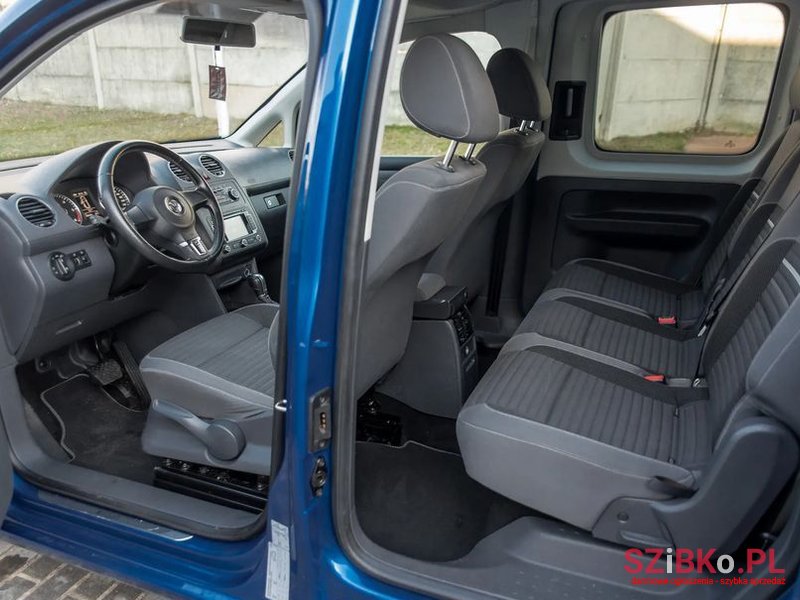 2015' Volkswagen Caddy photo #4