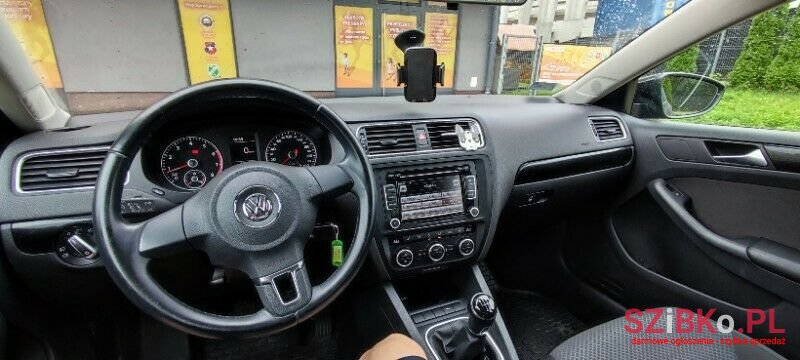 2014' Volkswagen Jetta photo #4