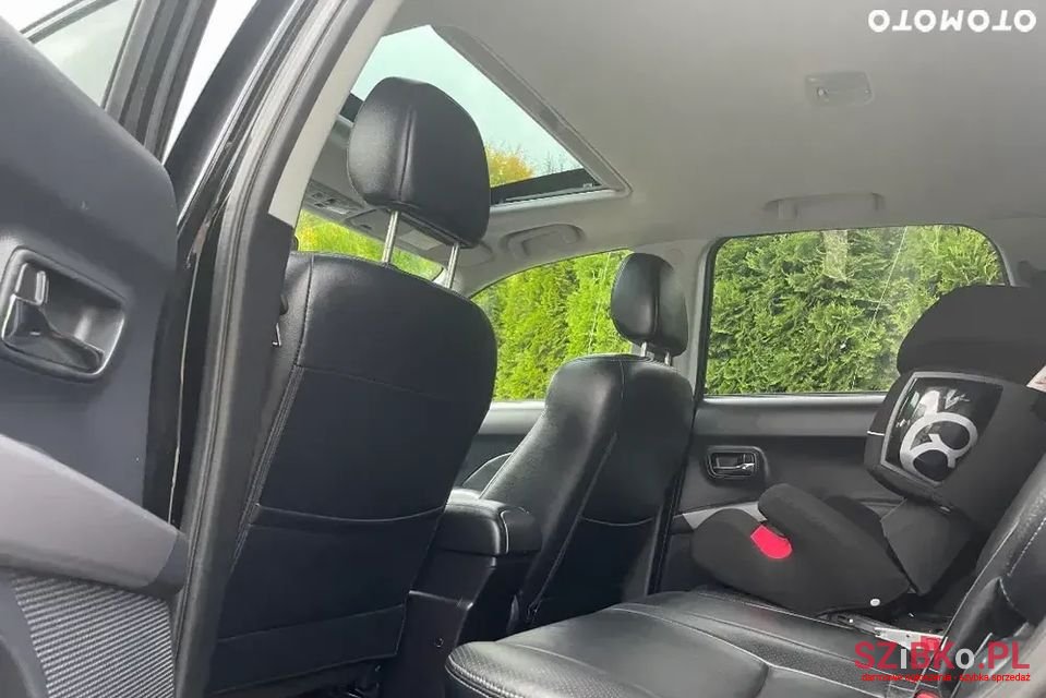 2009' Peugeot 4007 photo #4