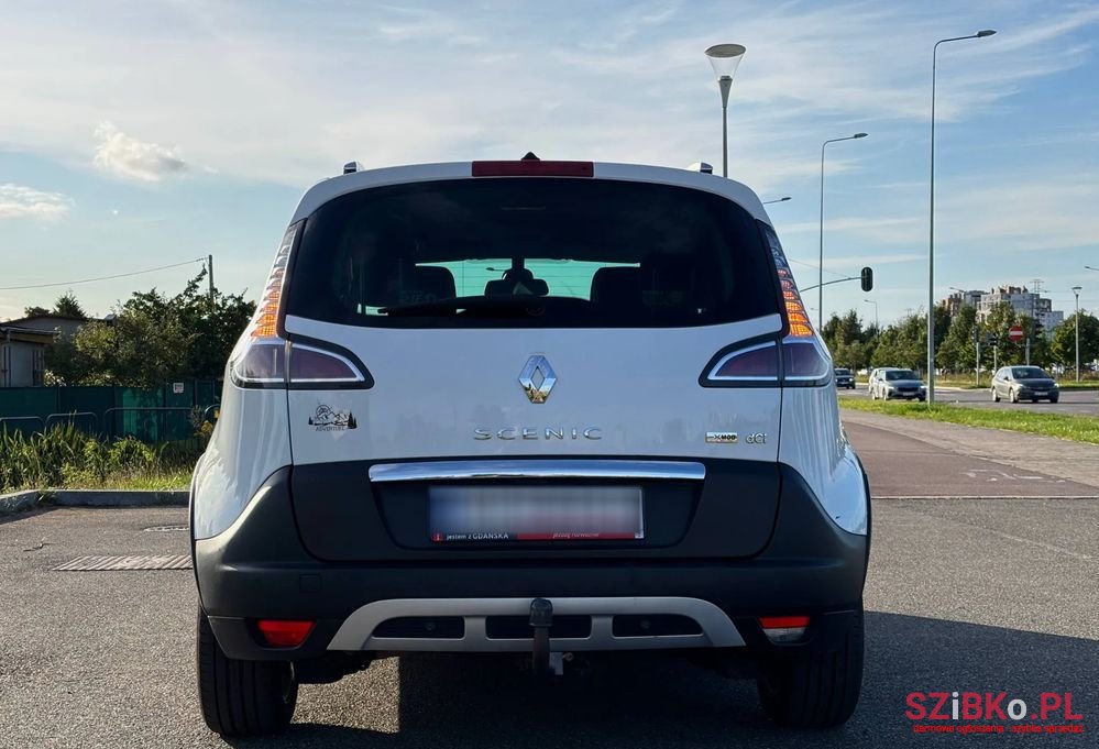 2013' Renault Scenic photo #2