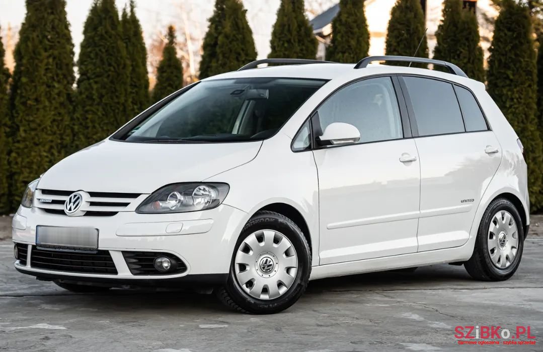 2007' Volkswagen Golf Plus photo #6