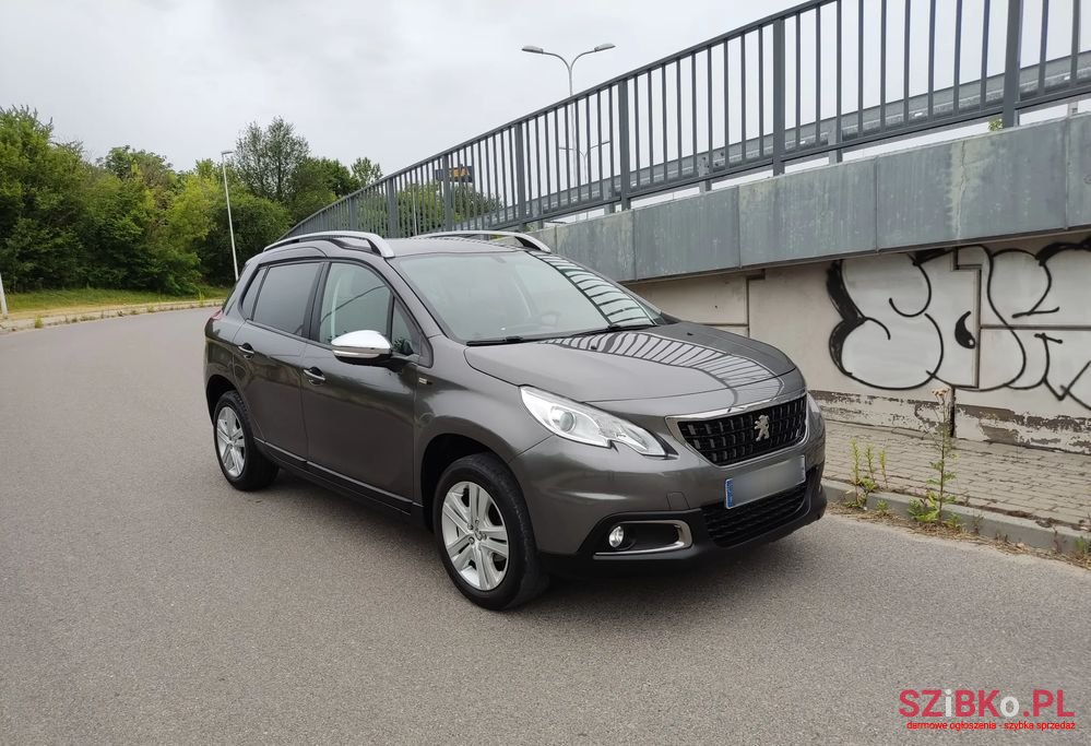 2017' Peugeot 2008 photo #2