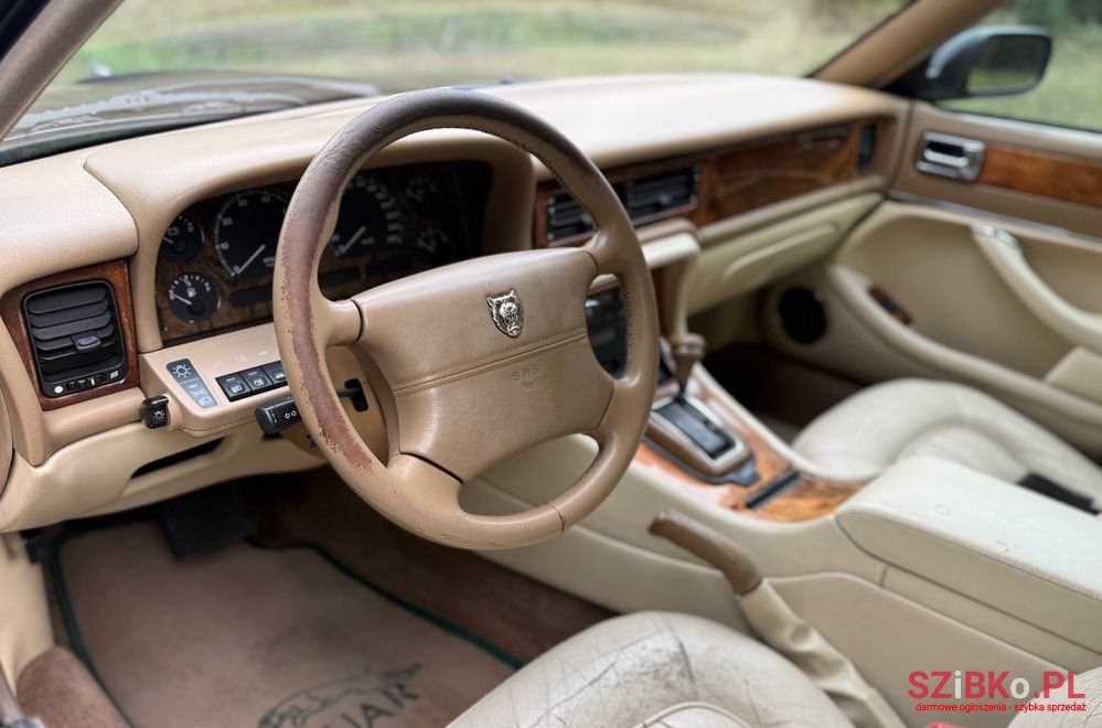 1995' Jaguar XJ photo #6