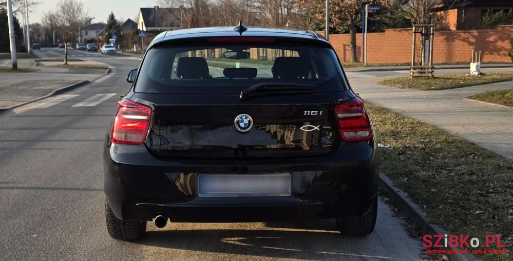 2014' BMW 1 Series 116I photo #5