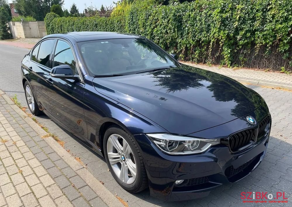 2017' BMW 3 Series photo #3