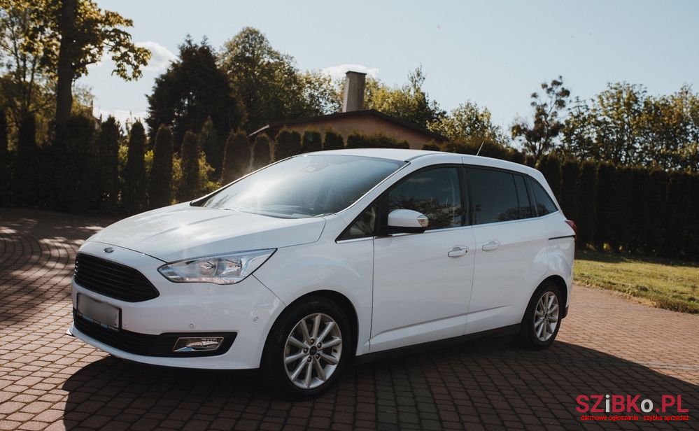 2018' Ford Grand C-MAX photo #6