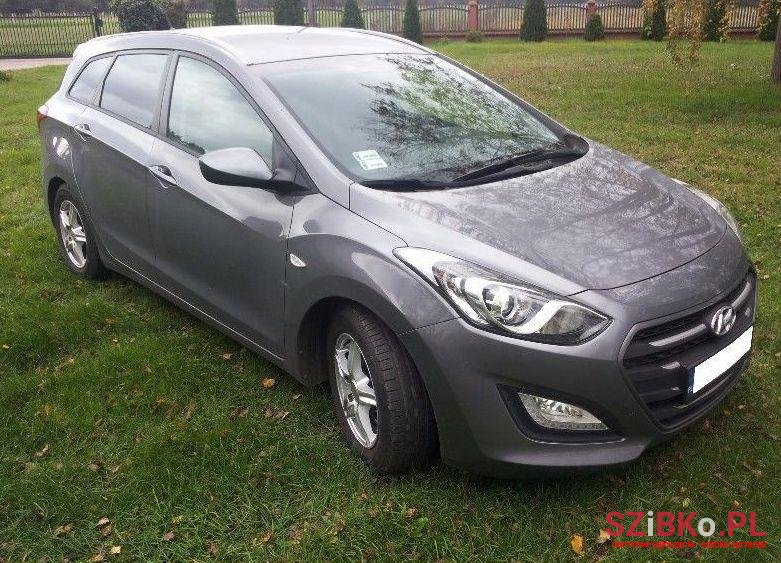 2015' Hyundai I30 photo #2