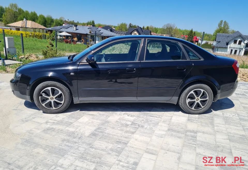 2001' Audi A4 photo #2