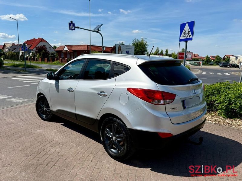 2010' Hyundai ix35 2.0 Crdi Premium photo #6