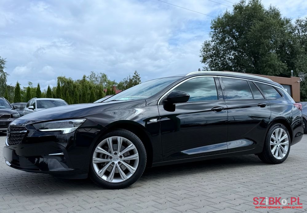 2021' Opel Insignia photo #1