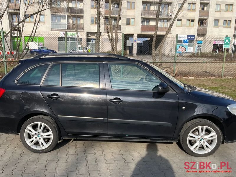 2008' Skoda Fabia photo #6