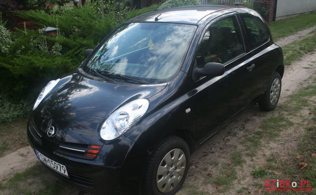 2004' Nissan Micra photo #1