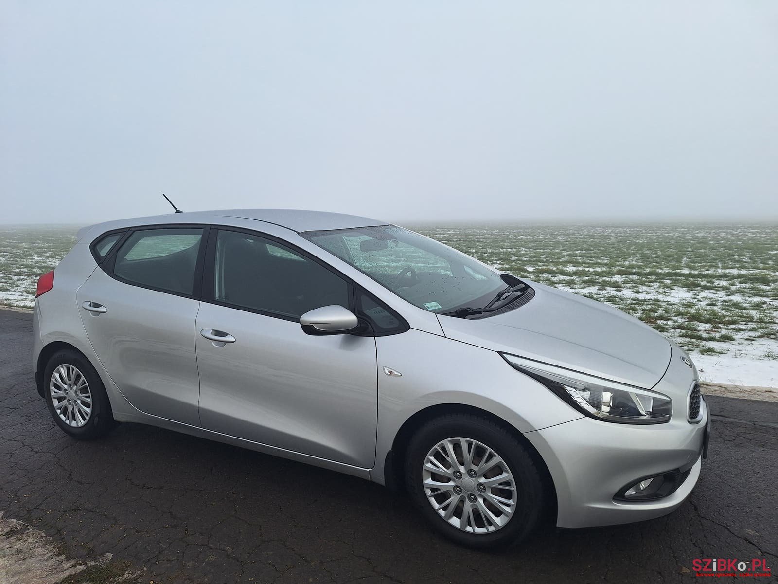 2012' Kia Ceed photo #2