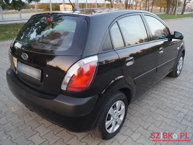 2009' Kia Rio 1.4 Comfort photo #5