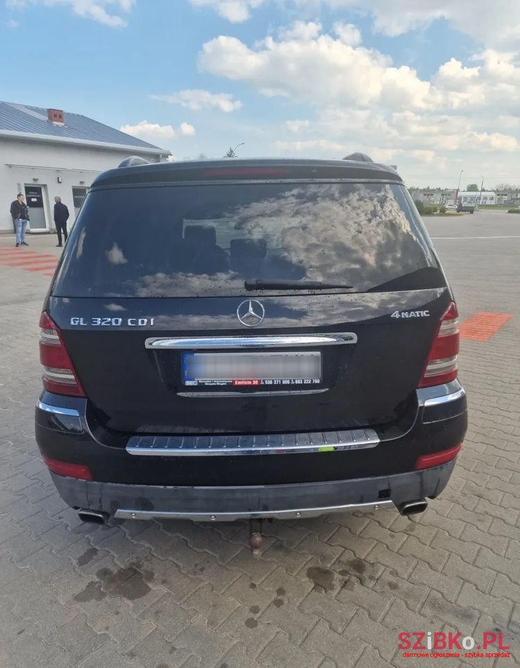 2008' Mercedes-Benz GL 320 Cdi photo #6