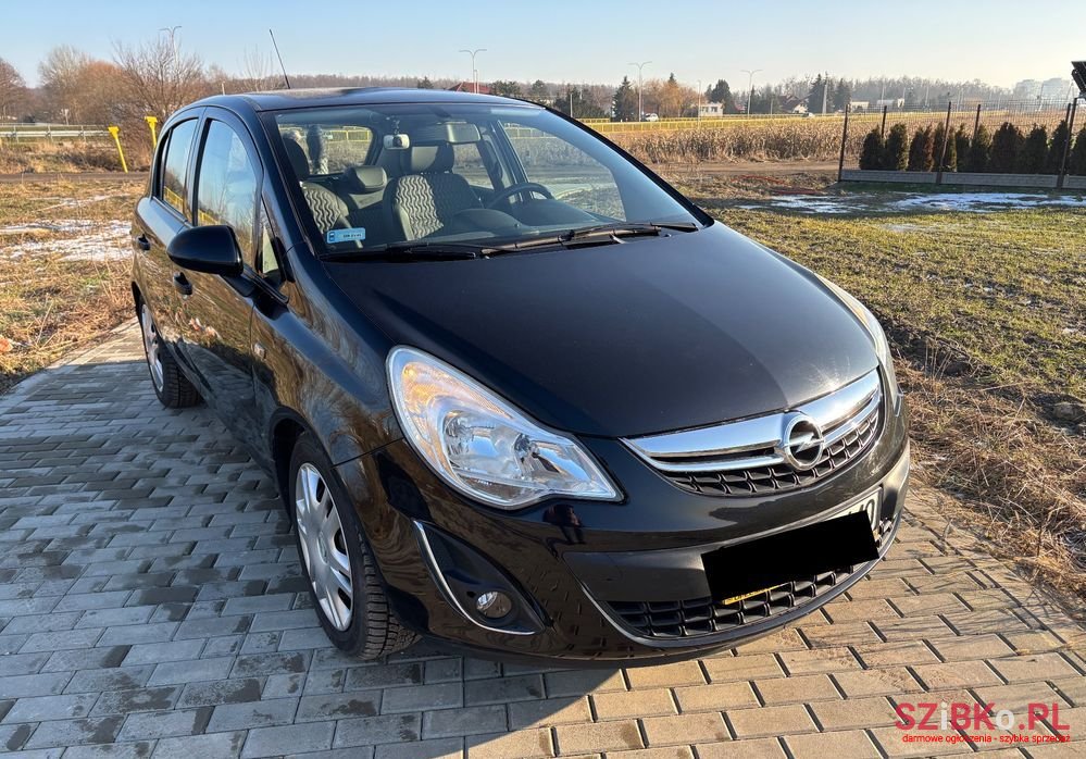 2011' Opel Corsa 1.4 16V Cosmo photo #1