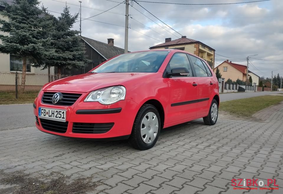 2006' Volkswagen Polo photo #1