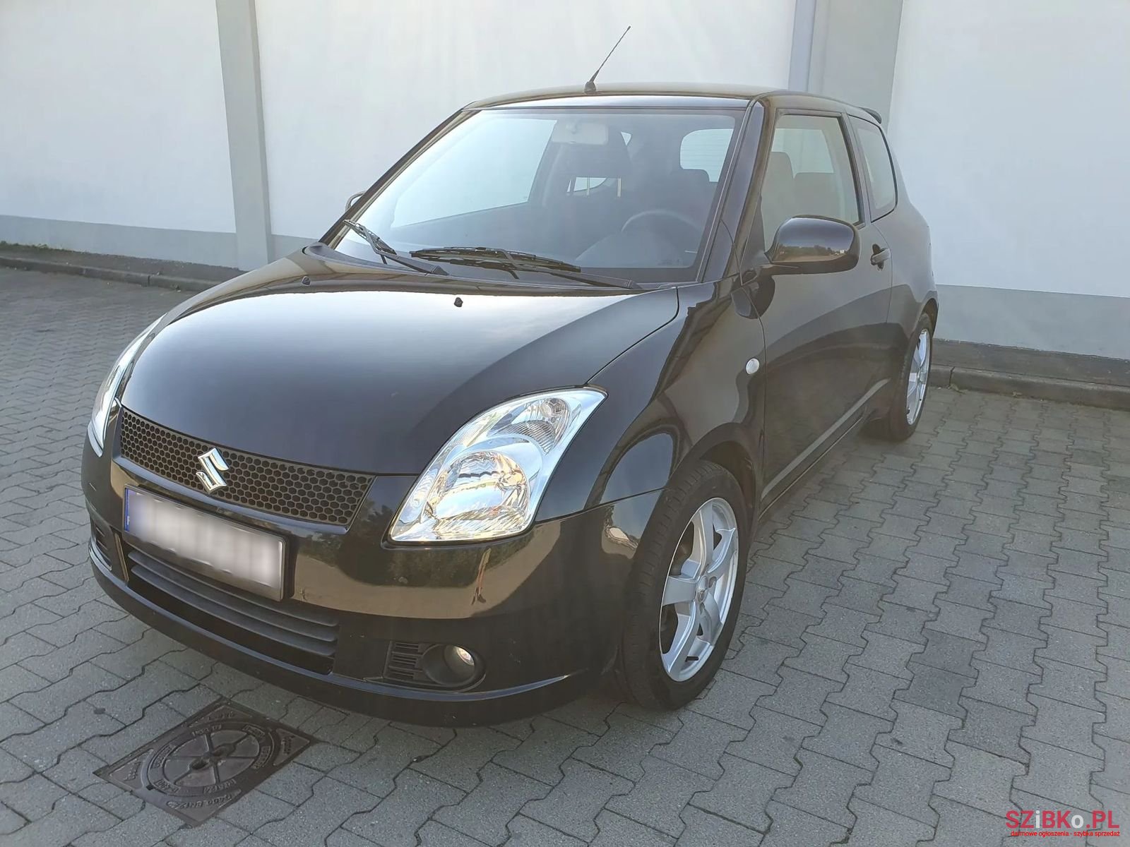 2007' Suzuki Swift photo #1