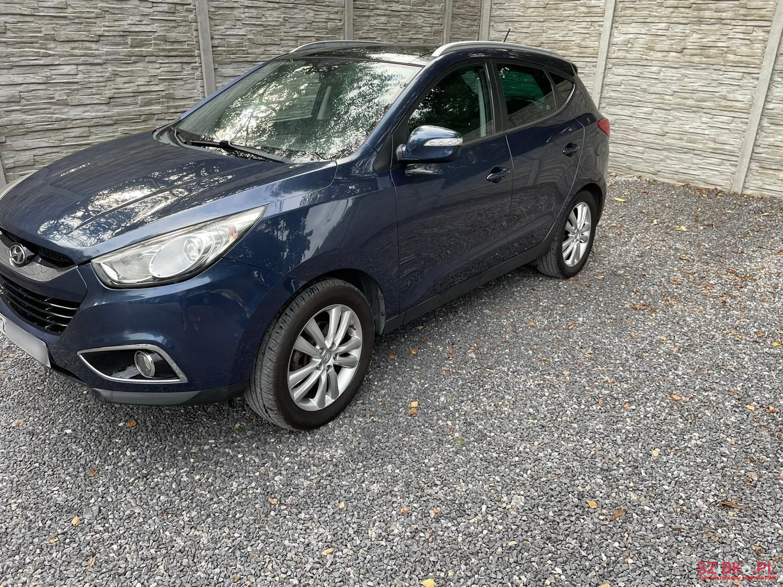 2011' Hyundai ix35 photo #2